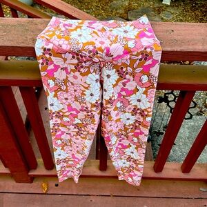 Floral Lycra leggings, workout wear, athleisure